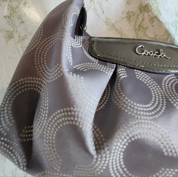 Vintage Coach Patent Trim Handbag - Picture 2 of 16